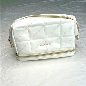 BRAND NEW IN BAG! White Quilted leather like Cosmetic Case with multiple pockets
